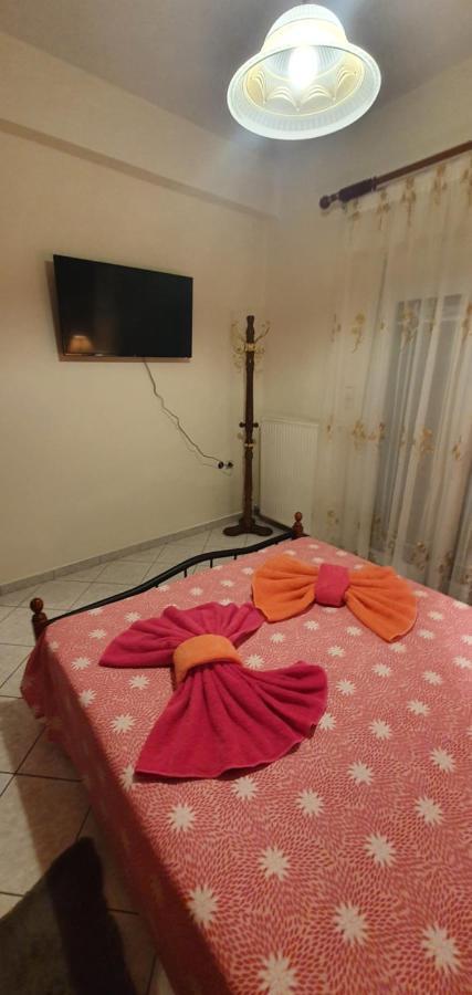 Panos Rooms 2 กาลัมปากา ภายนอก รูปภาพ