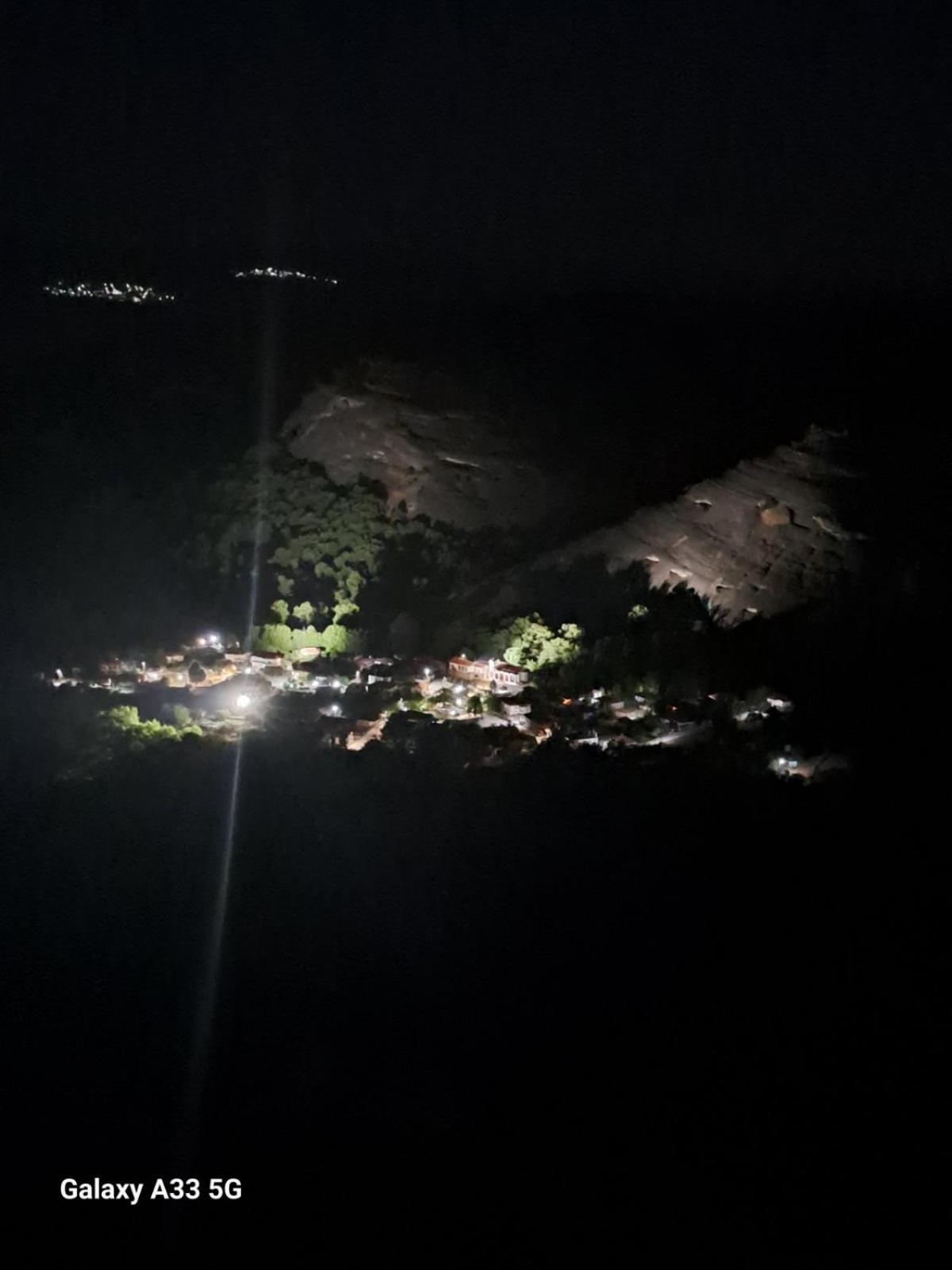 Panos Rooms 2 กาลัมปากา ภายนอก รูปภาพ